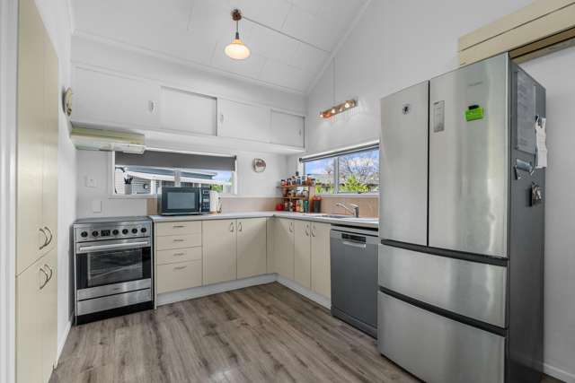 111 Windermere Drive Poike_4