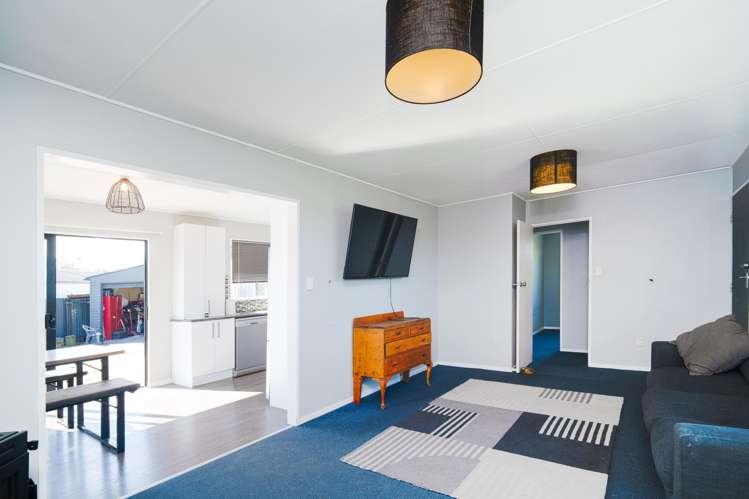 328 Portsmouth Road Flaxmere_3