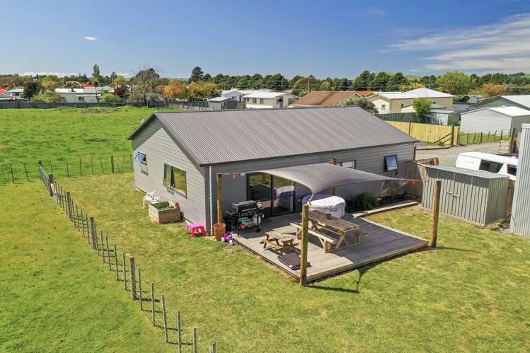 21a River Road Masterton_15