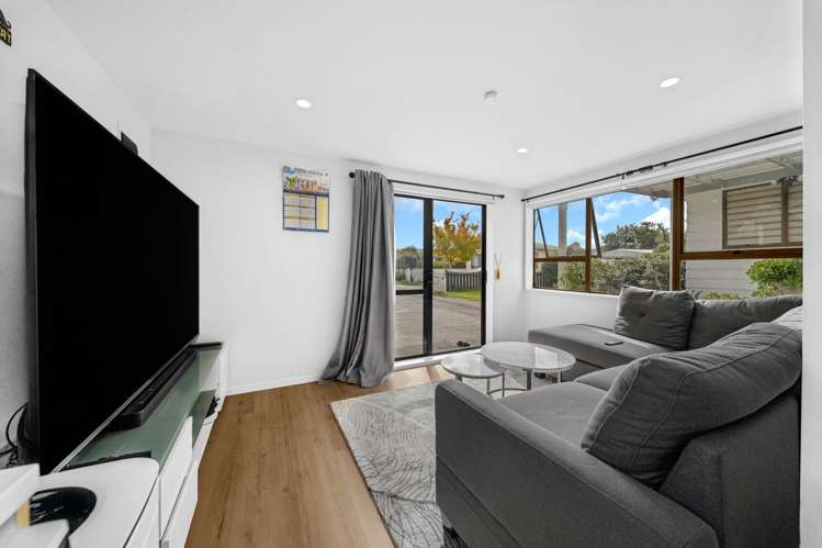14 Le Havre Place Takanini_7