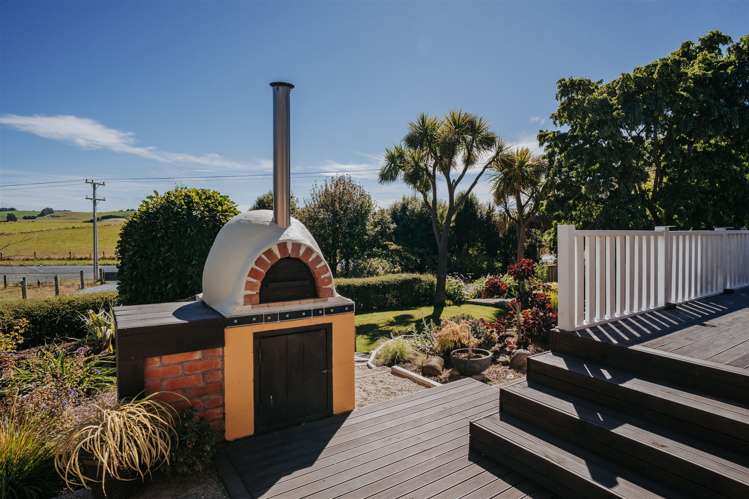 541 Old Port Road Warepa_14