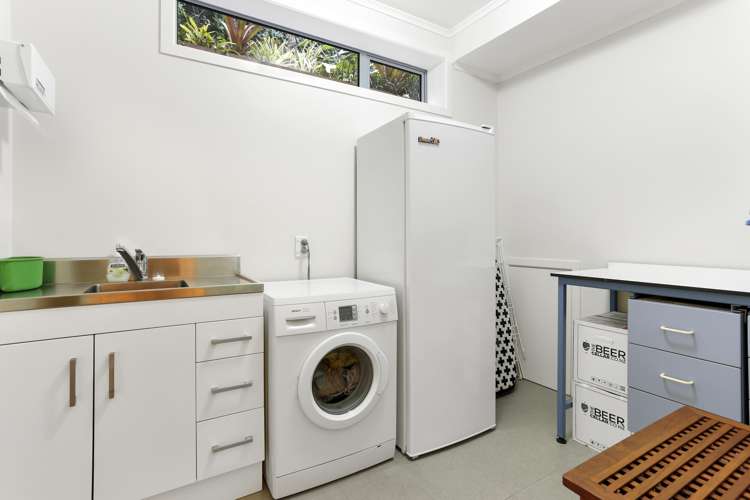 274 Glengarry Road Glen Eden_20