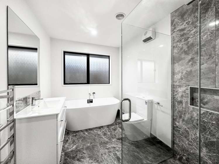 27 Crossley Avenue Woodend_11