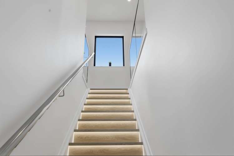 18A Hatherlow Street Glenfield_21