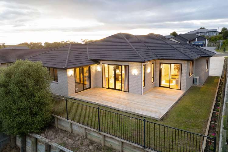 12 Paiaka Place Rototuna North_24