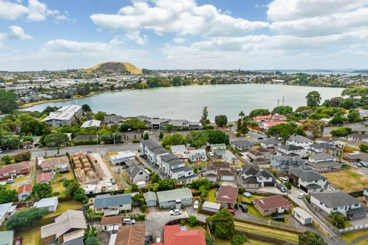 65 Waipuna Road Mount Wellington_21