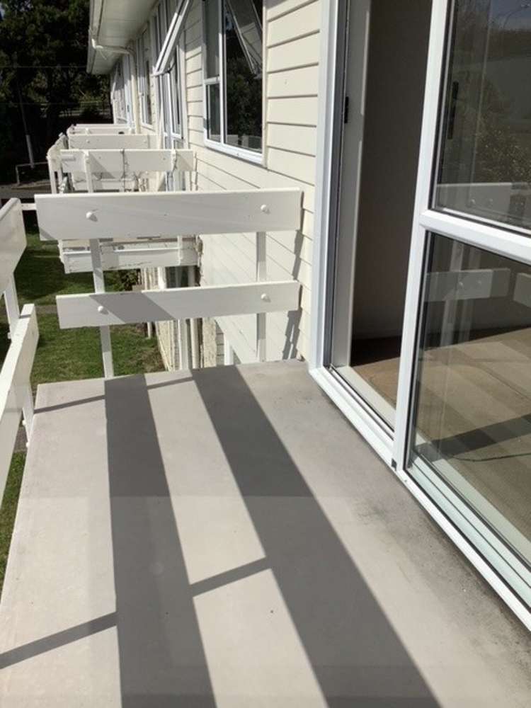  11/10 Trevethick Grove Woburn_14