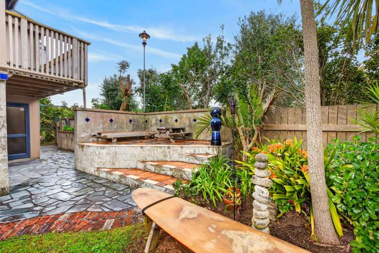 2 Quentin Place, Mahanga Mahia Peninsula_27