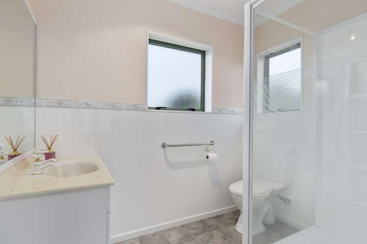 72 Thames Road Paeroa_12