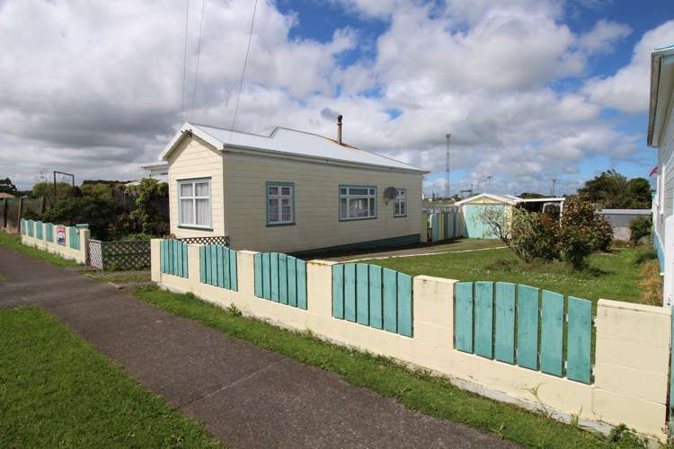 16 Matai Street Marton_2