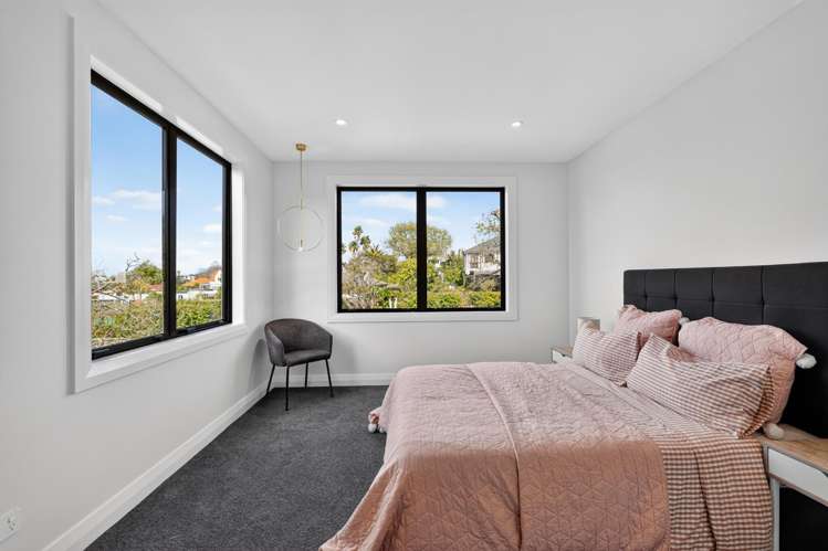 64 Codrington Cresent_4