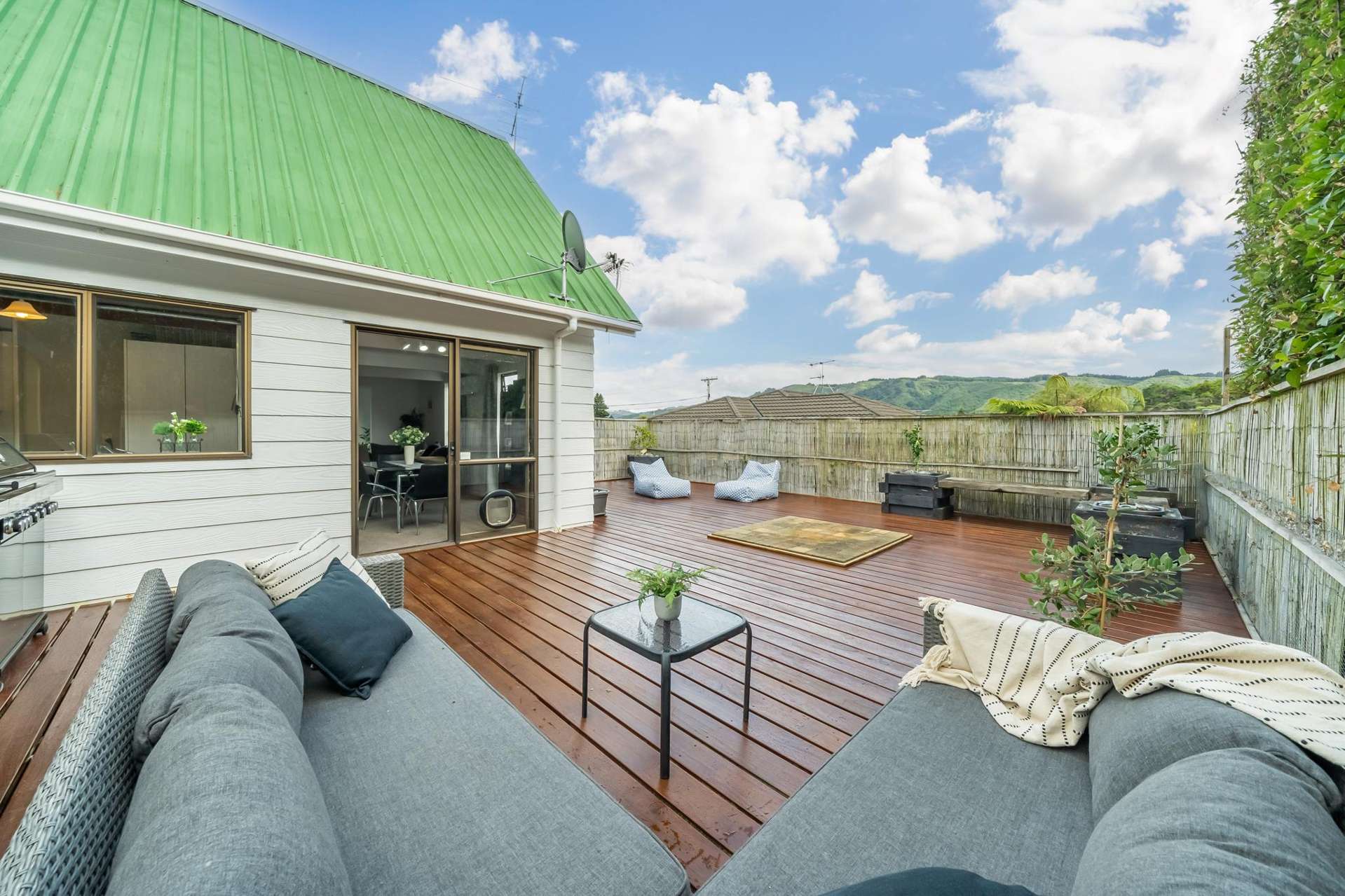 1 Garth Lane Maoribank_0