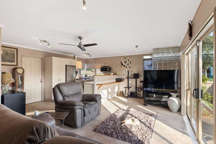 54 Armada Drive Ranui_11