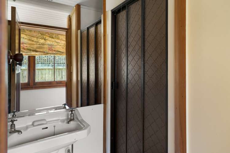 66 Aldinga Avenue Stoke_16