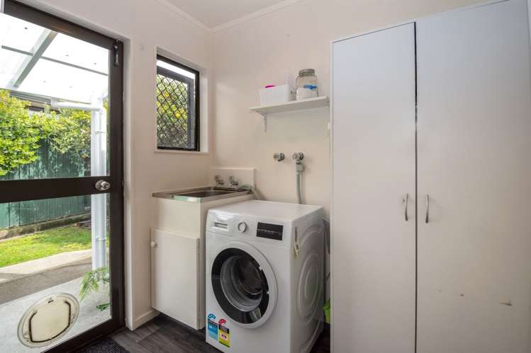 35 Faulkland Drive Witherlea_11