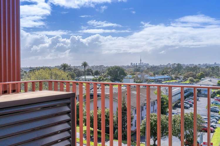 505/2B Te Ara Taurapa Point Chevalier_9