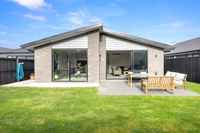 43 Henshaw Street Woodend_2