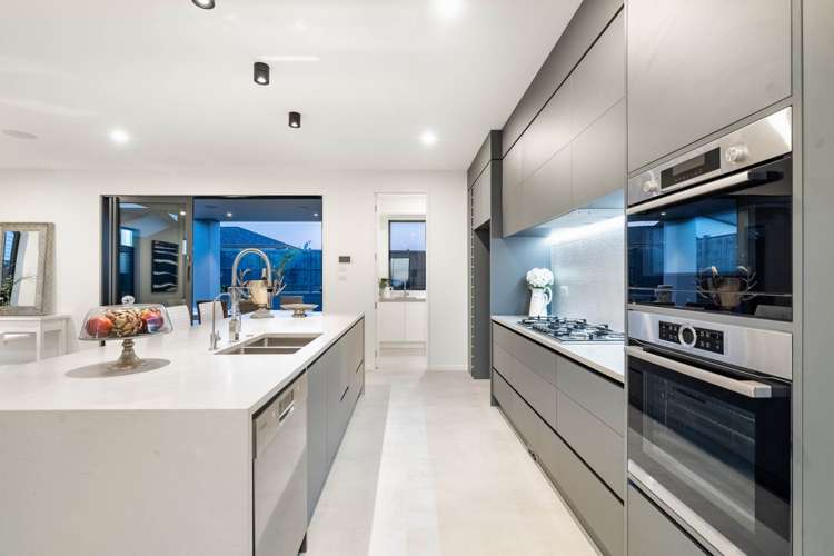 14 Hapukupuku Avenue Beachlands_6