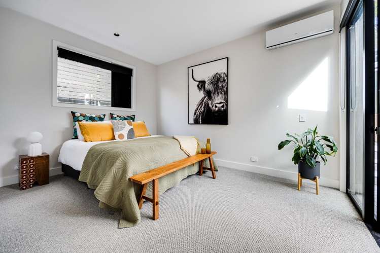 2 Pioneer Crescent Omaha_26