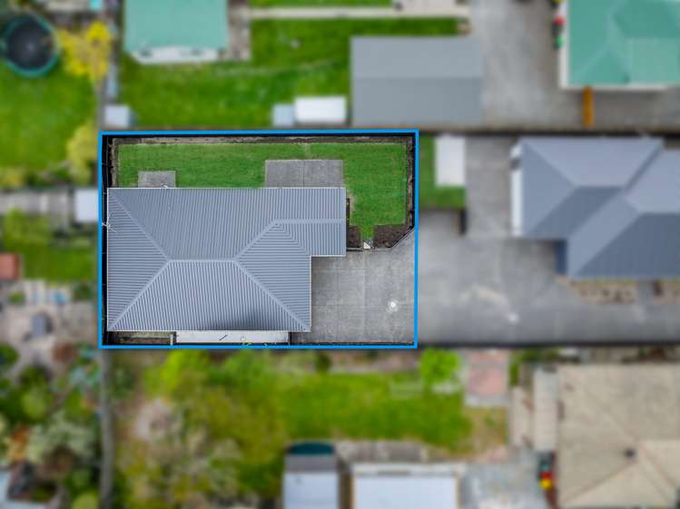 2/10 Farquhars Road Redwood_18