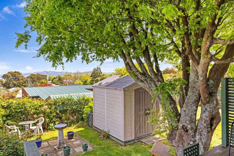 2/37 Hinemoa Avenue Lake Taupo_27