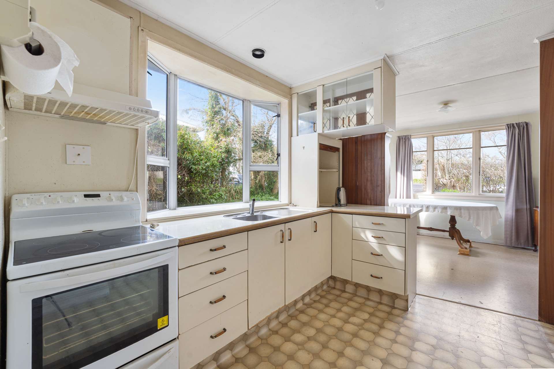 1347 Devon Road Waitara_0