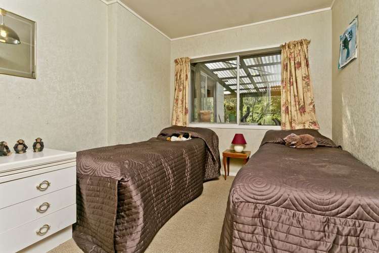 38 Castleton Street Birkdale_9