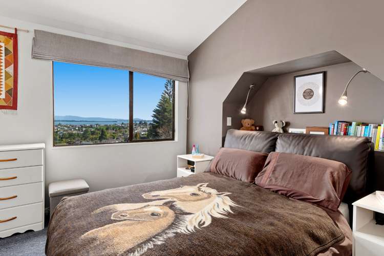 53 Emily Place Bellevue_7