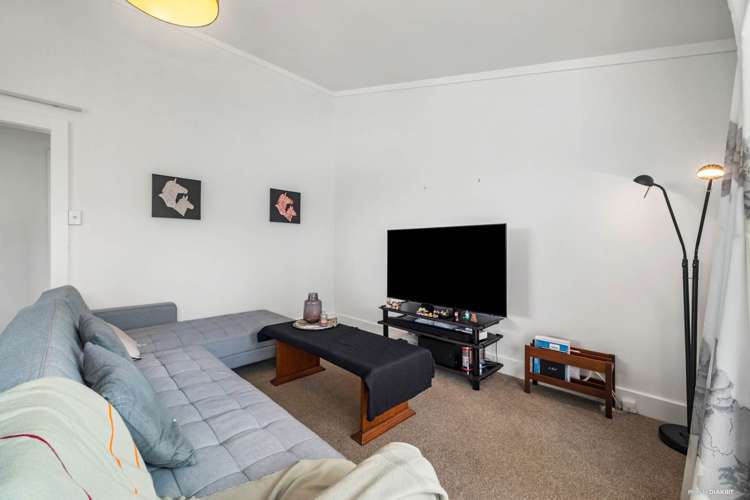 9A Evan Street Belmont_17
