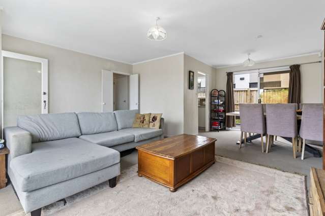 1/11 Talavera Place Te Atatu South_4