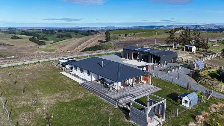 64 Cameron Road Balclutha_0