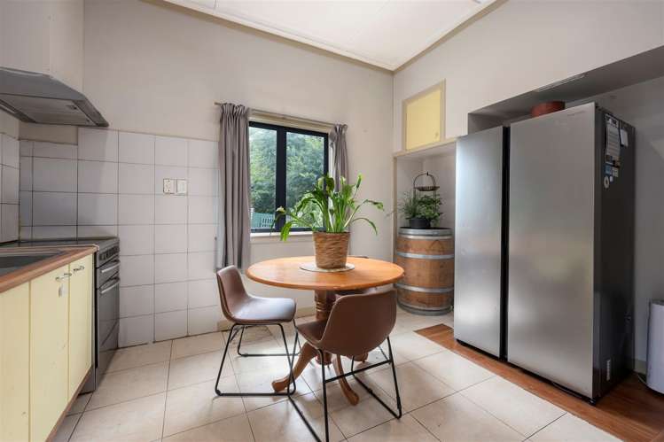 112a Clayton Road Mangakakahi_8