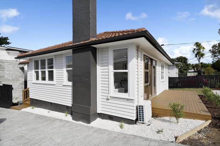 33 Longburn Road Henderson_17