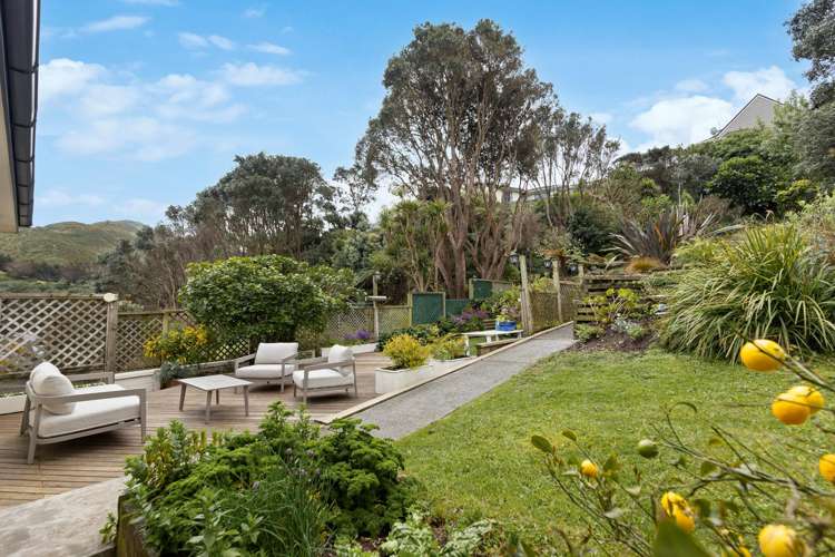 19 Robertson Street Owhiro Bay_16