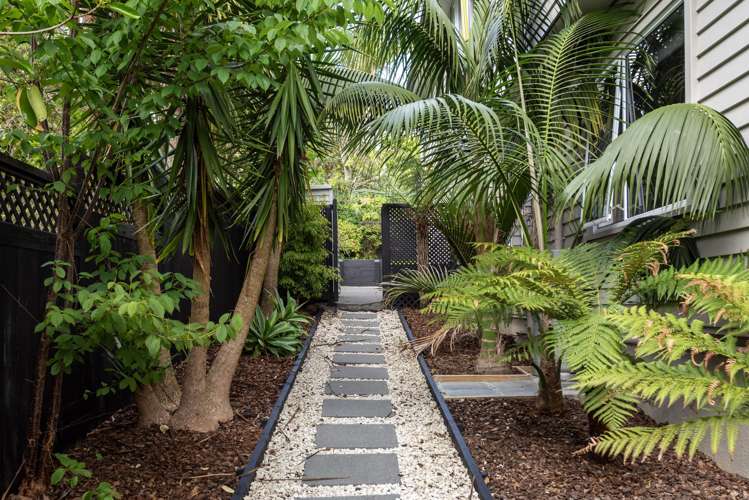 33B Bleakhouse Road Mellons Bay_24