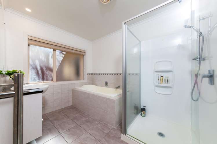 117 Cyril French Drive Flat Bush_15