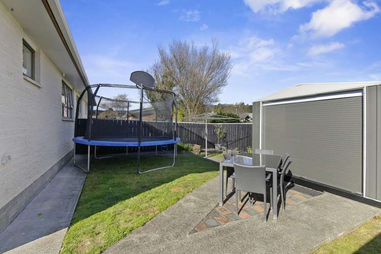 2/50 Kowhai Avenue Ebdentown_16