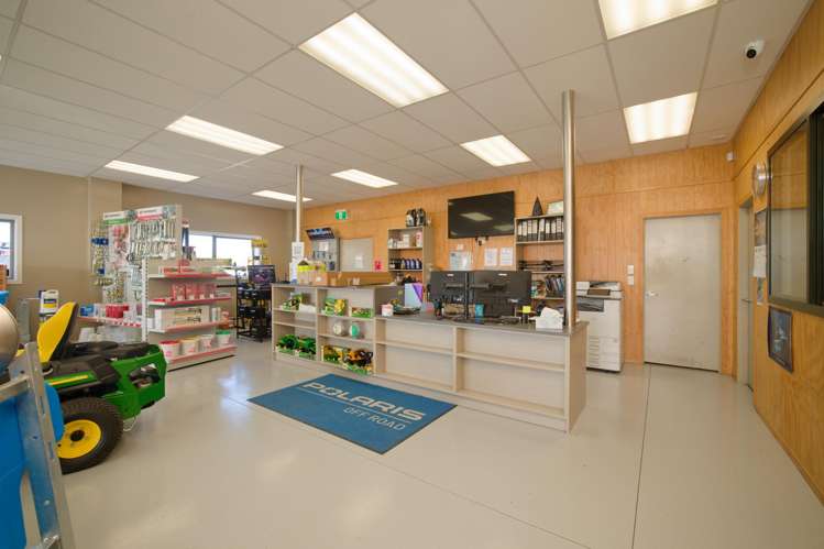 85 Beach Road Kaikoura_11