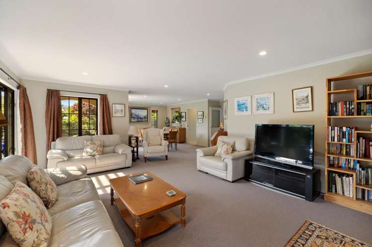 17 Portree Drive Quail Rise_11