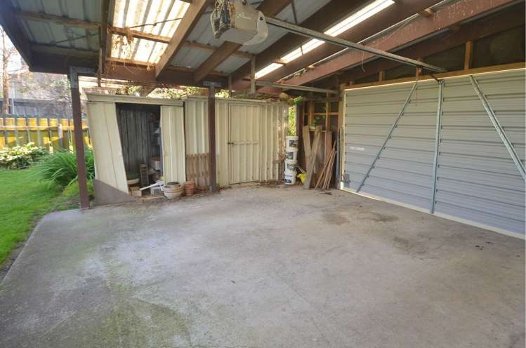 1b Stephens Place Hairini_17