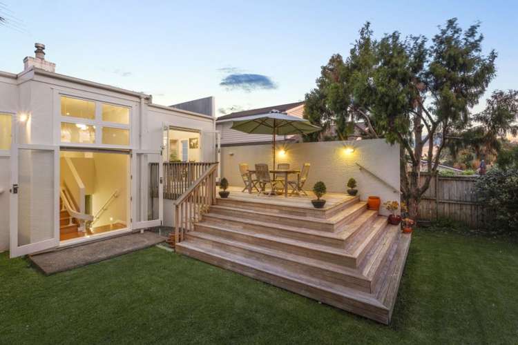 19 Merani Street Narrow Neck_12