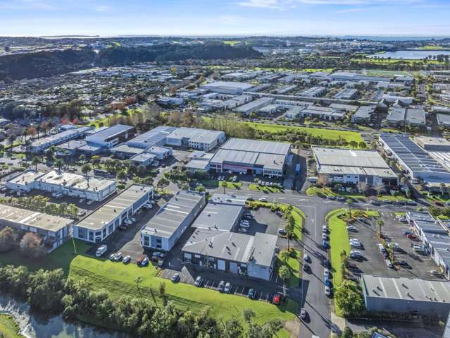 38J William Pickering Drive Albany_2