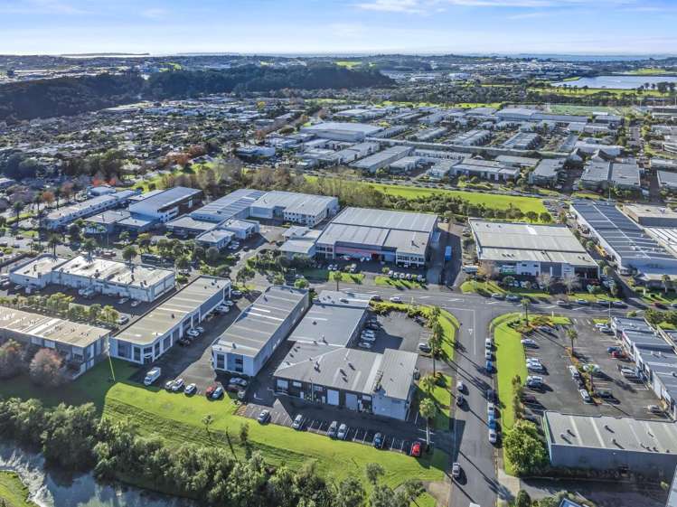 38J William Pickering Drive Albany_2