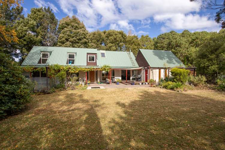 1334 Old West Coast Road_0