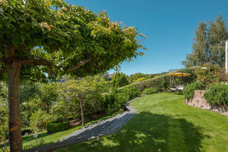 10 Ridgetop Rise Fairhall_26