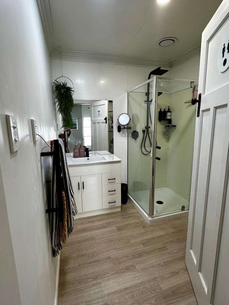 49 Mandeno Street 11385_13