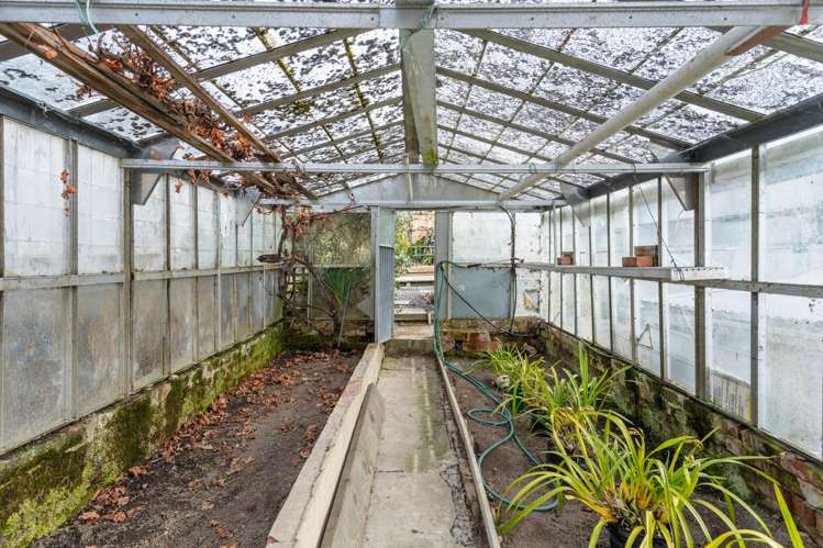 216 North Road North East Valley_23