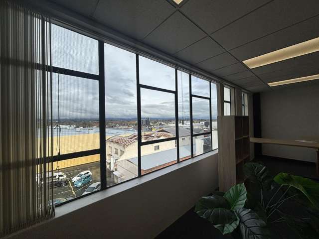 73-74 The Square Palmerston North_3