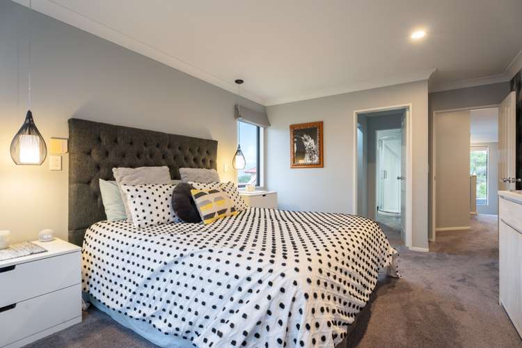 13 Claverton Grove Churton Park_19