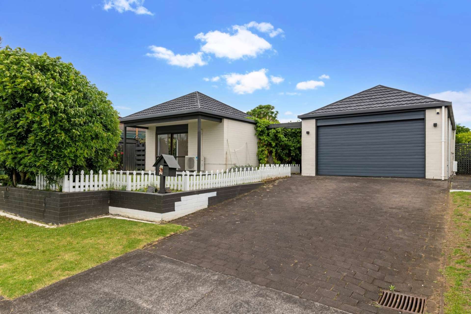 28 Hedge Row Sunnyhills_0